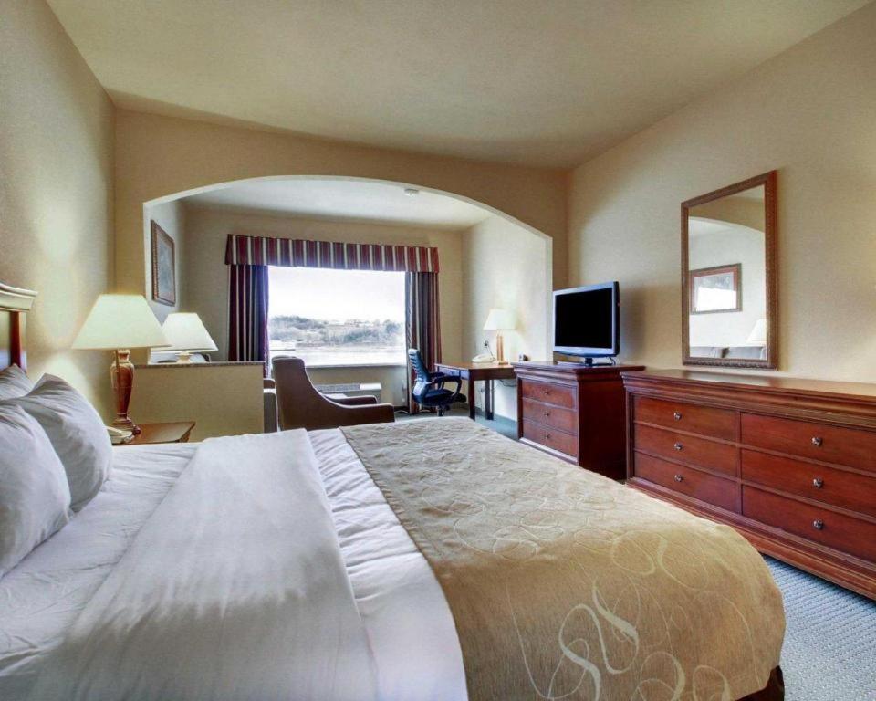 Clarion Suites Vidalia Exterior foto